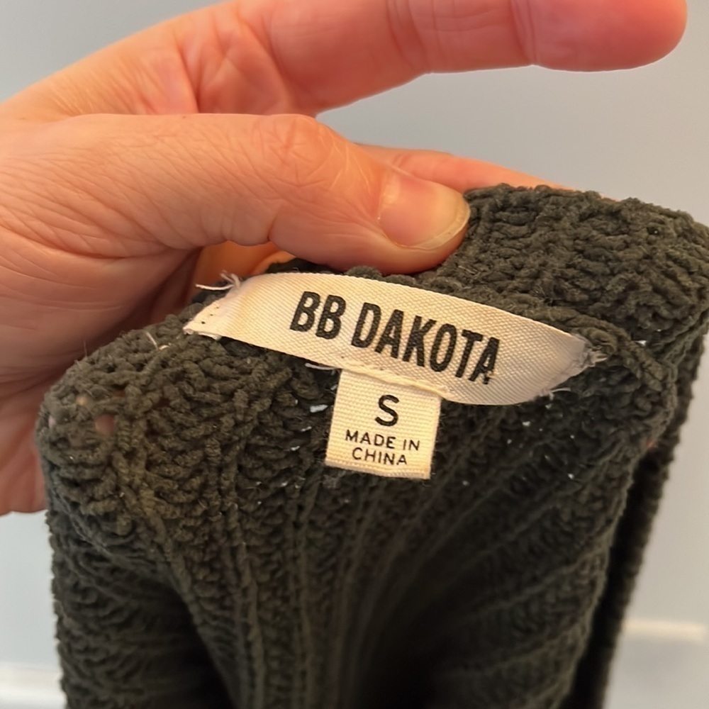 BB Dakota slouchy wide-neck forest green sweater, size S - Picture 5 of 5
